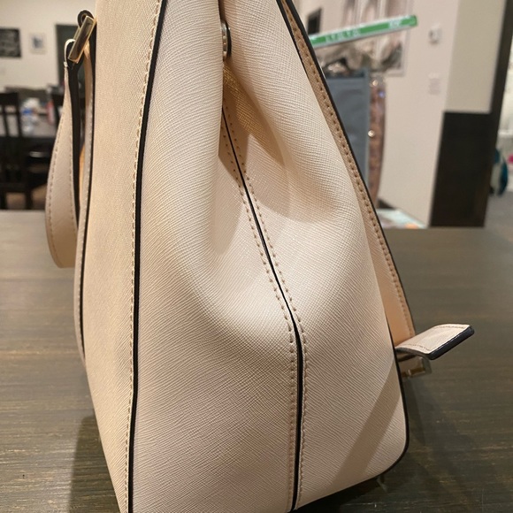 Pink Kate Spade - Picture 2 of 9